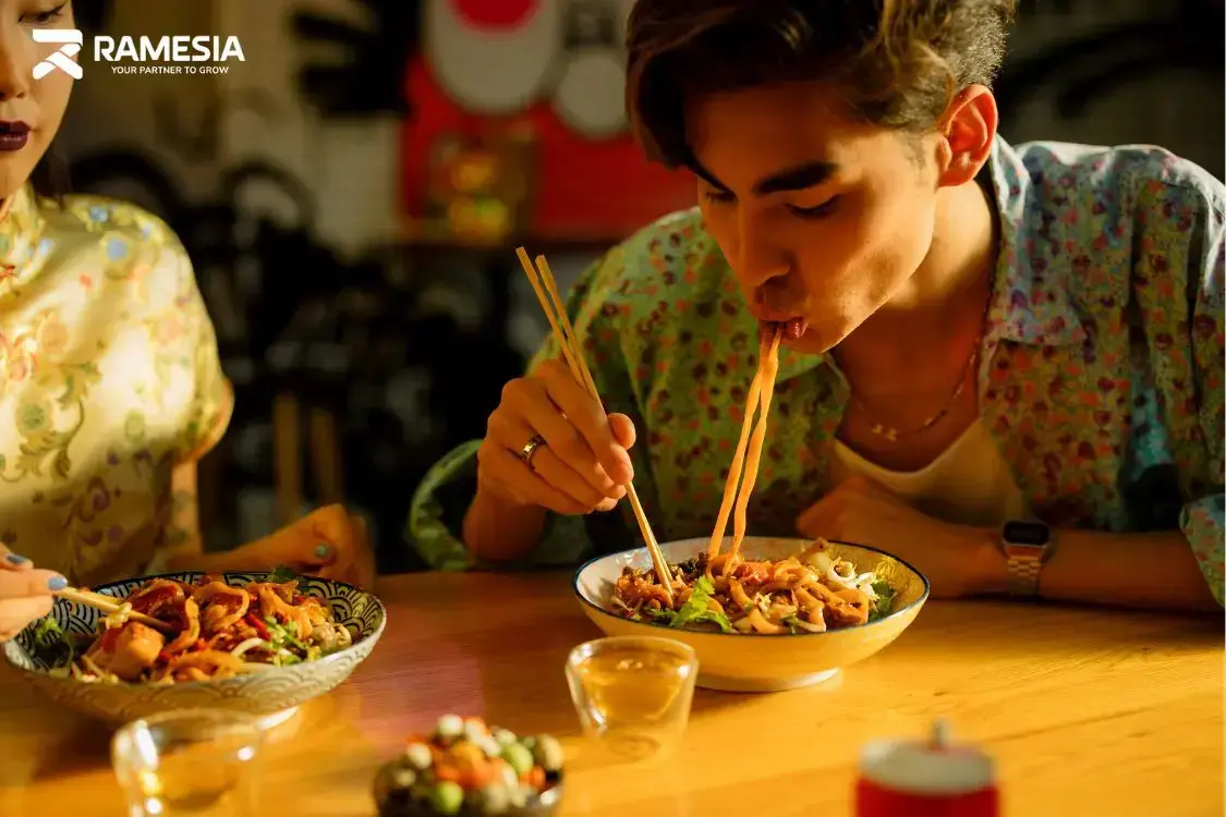Sajian Mie Sajian mie siap dinikmati