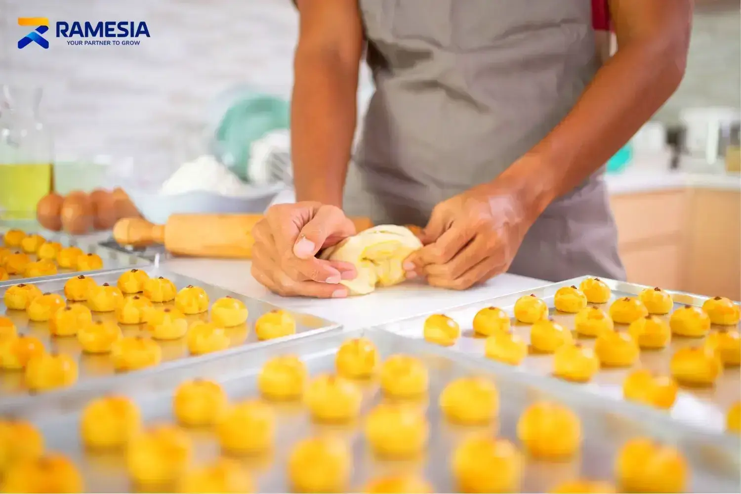 Adonan kue untuk horizontal dough mixer