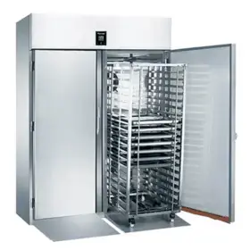 GEA Upright Chiller M-RW9U2FFT Roll In